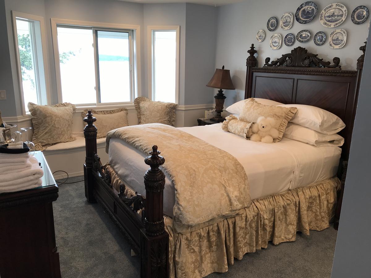Camano Sea Mist Waterfront B&B المظهر الخارجي الصورة
